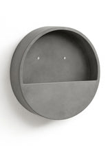 Wandpflanzschale Hanging Wally Grau aus Fiberstone – freigestellt