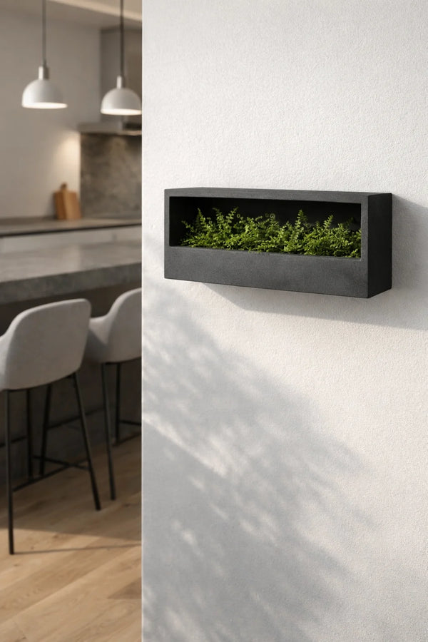 Längliche Wandpflanzschale Wally Balcony Schwarz aus Fiberstone